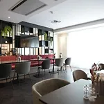 Boutique Kaiser - & Ξενοδοχείο με διαμερίσματα 4*