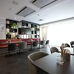 Ξενοδοχείο με διαμερίσματα Boutique Kaiser - & 4*